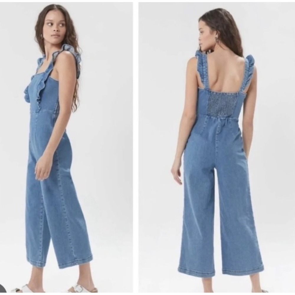 BDG Urban Outfitters Denim Ruffle Wide Leg Jumpsuit Overalls Small smoked waist